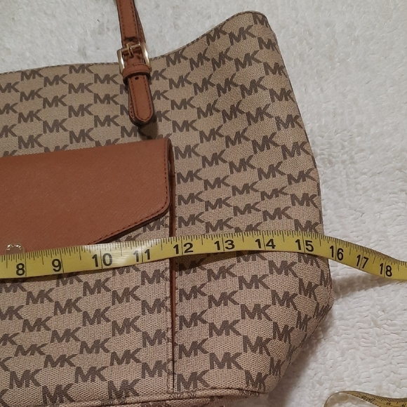 Michael Kors Beige and Brown Signature Tote - Picture 13 of 14